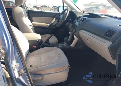 2015 Subaru Forester 2.5I Premium z USA, uszkodzony, nr VIN JF2SJADC8FH567178